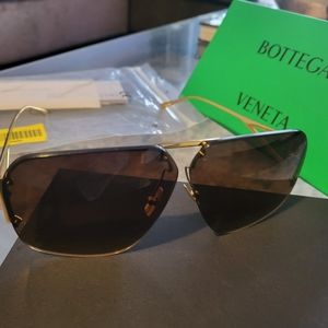 Authentic Bottega Veneta sunglasse